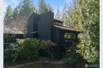201 E Country Club Drive, Allyn, WA 98524 - Photo 2