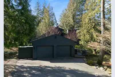 201 E Country Club Drive, Allyn, WA 98524 - Photo 2