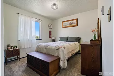 3560 Narrows View Lane NE #202, Bremerton, WA 98310 - Photo 18