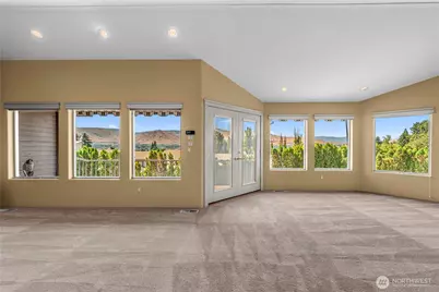 351 19th Street #21, East Wenatchee, WA 98802 - Photo 4