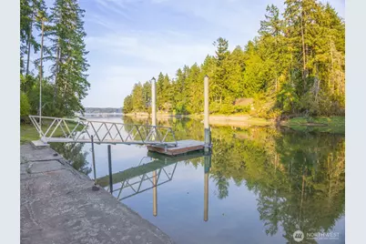5440 E Grapeview Loop Road, Allyn, WA 98524 - Photo 4