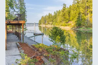 5440 E Grapeview Loop Road, Allyn, WA 98524 - Photo 20