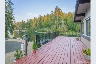 5440 E Grapeview Loop Road, Allyn, WA 98524 - Photo 18