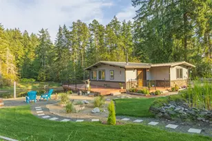 5440 E Grapeview Loop Rd, Allyn, WA 98524 - Photo 2