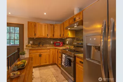 5440 E Grapeview Loop Road, Allyn, WA 98524 - Photo 10