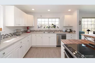 190 Golden Sands Boulevard, Sequim, WA 98382 - Photo 8