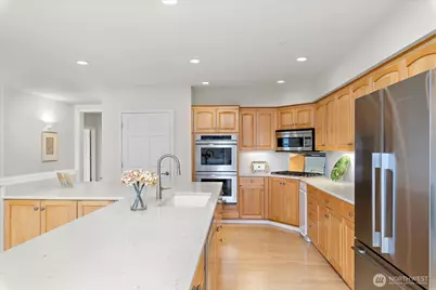 546 Walnut Street #201, Edmonds, WA 98020 - Photo 8