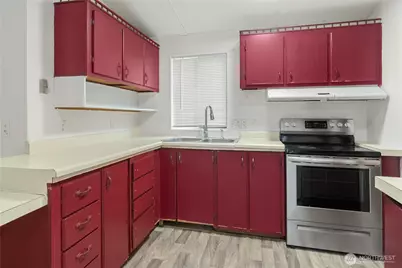 3060 NE McWilliams Road #61, Bremerton, WA 98311 - Photo 4