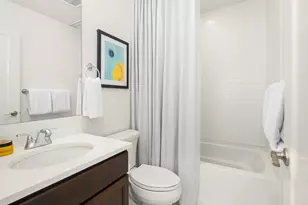 927 W McGraw St, Seattle, WA 98119 - Photo 20