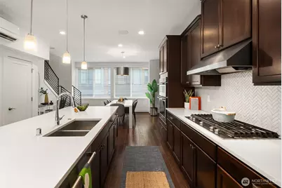 927 W McGraw Street #37, Seattle, WA 98119 - Photo 12