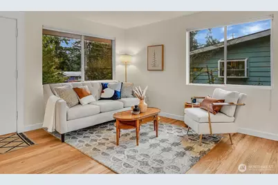 16059 Ashworth Avenue N, Shoreline, WA 98133 - Photo 8