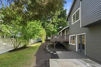 13227 Harbour Heights Drive, Mukilteo, WA 98275 - Photo 32