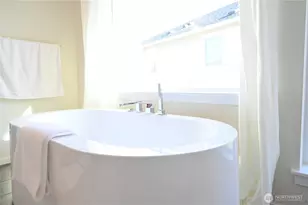 16327 25th St E, Lake Tapps, WA 98391 - Photo 24