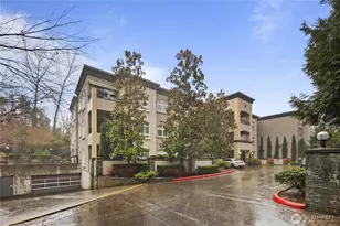 10398 NE 17th St, Bellevue, WA 98004 - Photo 2