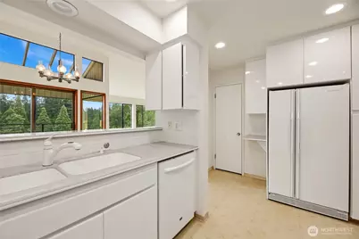 25126 B 142nd Avenue SE, Kent, WA 98042 - Photo 12