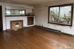 9208 17th Ave SW, Seattle, WA 98106 - Photo 2