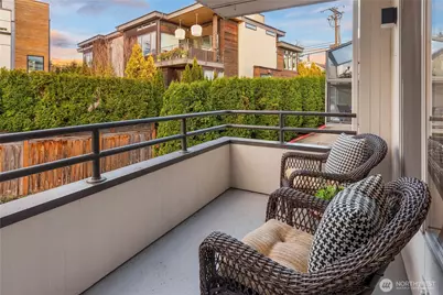 10142 NE 63rd Street, Kirkland, WA 98033 - Photo 14