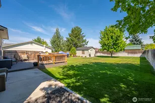 110 E Belair, Moses Lake, WA 98837 - Photo 18