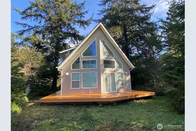 169 Octopus Avenue NE, Ocean Shores, WA 98569 - Photo 2