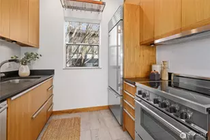 2364 Fairview Ave E, Seattle, WA 98102 - Photo 12