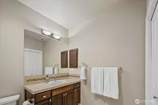 215 Ilwaco Pl SE, Renton, WA 98059 - Photo 34