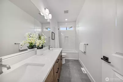 11262 SE 61st Place, Bellevue, WA 98006 - Photo 34