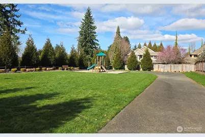 11262 SE 61st Place, Bellevue, WA 98006 - Photo 36