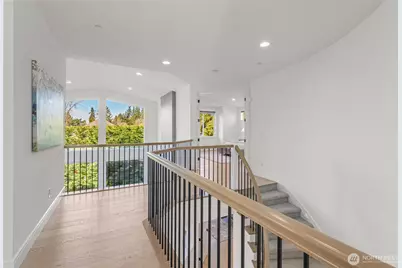 11262 SE 61st Place, Bellevue, WA 98006 - Photo 24