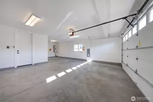 11262 SE 61st Pl, Bellevue, WA 98006 - Photo 36