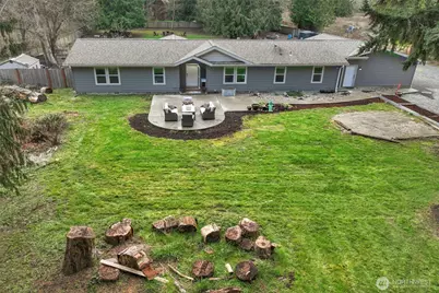 18024 40th Avenue NW, Stanwood, WA 98292 - Photo 2