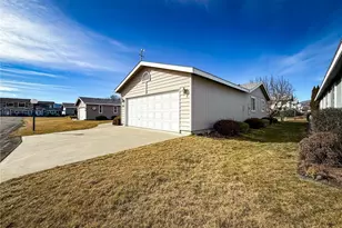 715 Quince St, Omak, WA 98841 - Photo 4