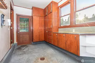 1211 Yew St, Bellingham, WA 98229 - Photo 14