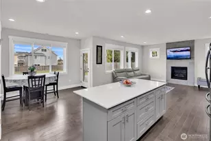 423 205th St SW, Lynnwood, WA 98036 - Photo 12