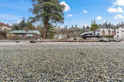 702 S 280th St, Des Moines, WA 98198 - Photo 10