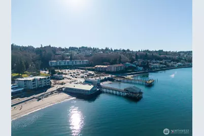 702 S 280th St, Des Moines, WA 98198 - Photo 14