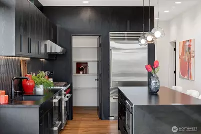 3856 Cascadia Avenue S, Seattle, WA 98118 - Photo 4