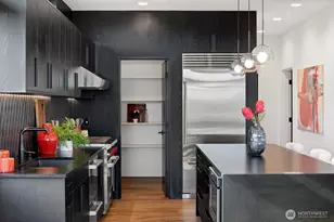 3856 Cascadia Ave S, Seattle, WA 98118 - Photo 4