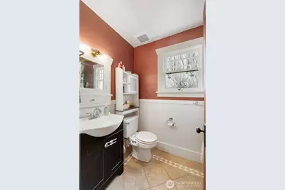 1730 Hillcrest Avenue, Enumclaw, WA 98022 - Photo 14