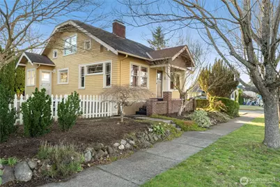 1730 Hillcrest Avenue, Enumclaw, WA 98022 - Photo 1
