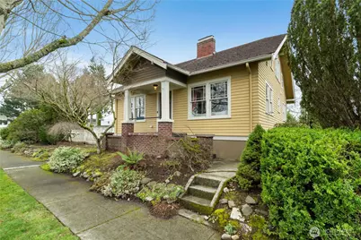 1730 Hillcrest Avenue, Enumclaw, WA 98022 - Photo 2