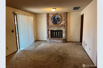 9216 70th Street SW, Lakewood, WA 98498 - Photo 10