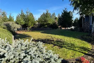 9216 70th St SW, Lakewood, WA 98498 - Photo 2