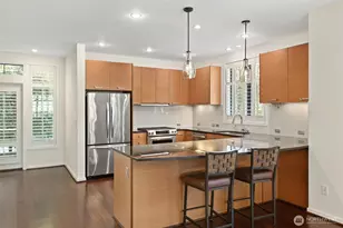 10590 NE 12th St, Bellevue, WA 98004 - Photo 18