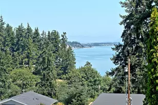 1273 SE Camano Dr, Camano Island, WA 98282 - Photo 14