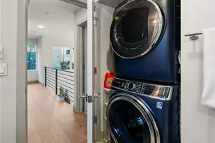 4329 Woodland Park Ave N, Seattle, WA 98103 - Photo 16