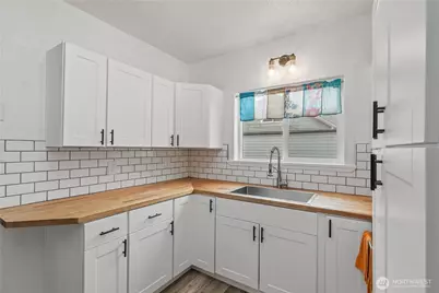 305 Fillmore Street, Hoquiam, WA 98550 - Photo 10