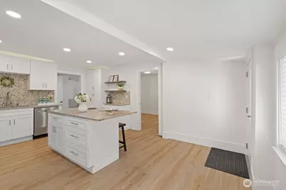 864 S 48th Street, Tacoma, WA 98408 - Photo 12