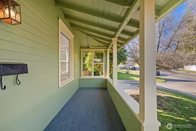 864 S 48th Street, Tacoma, WA 98408 - Photo 4