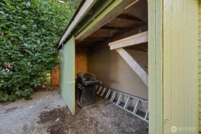 864 S 48th Street, Tacoma, WA 98408 - Photo 36