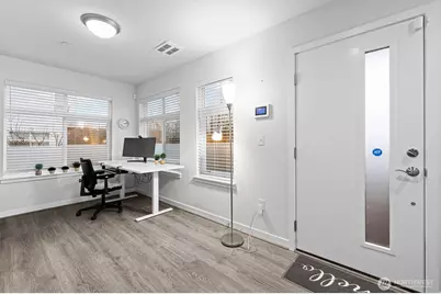 18813 Beardslee Boulevard #G, Bothell, WA 98011 - Photo 4